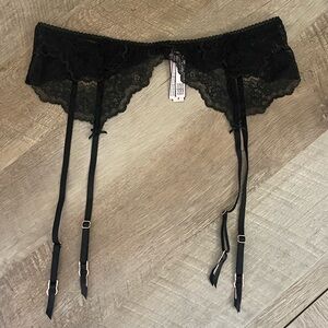 Victoria's Secret Black Lace Garter Belt